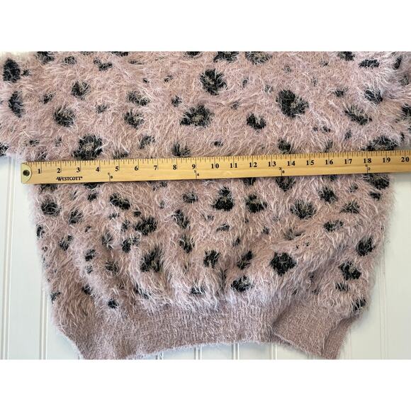 Candie's Blush Pink Cheetah Print High Neck Fuzzy Sweater Soft Size Womens Small - Picture 5 of 7